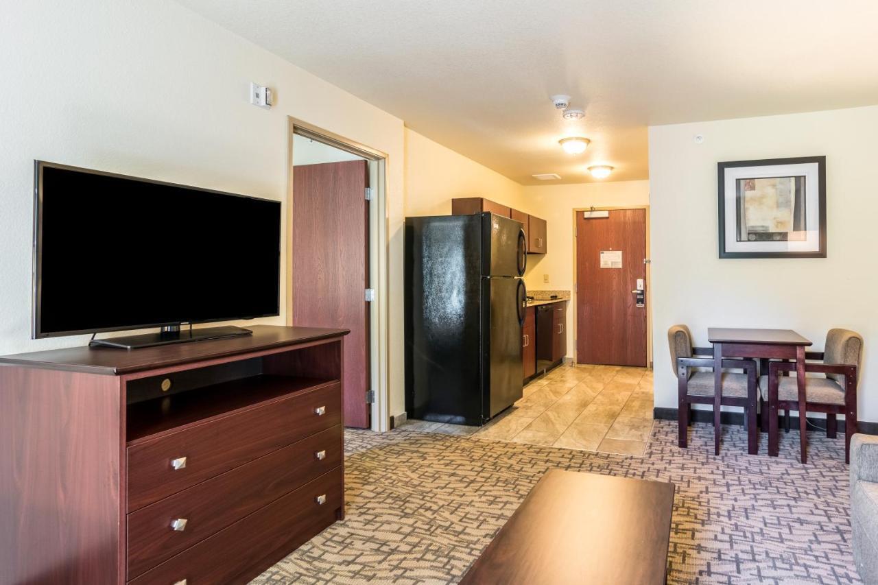 Cobblestone Hotel & Suites - Torrington Exteriér fotografie