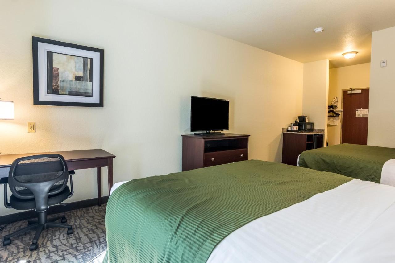 Cobblestone Hotel & Suites - Torrington Exteriér fotografie