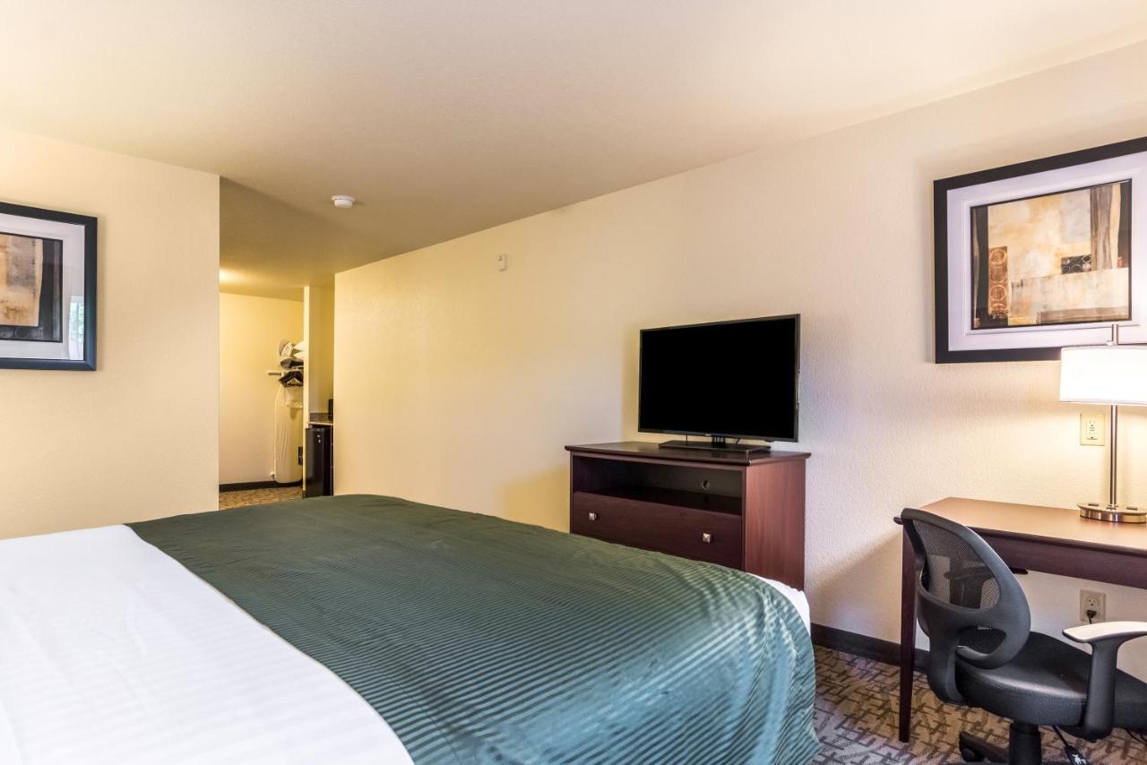 Cobblestone Hotel & Suites - Torrington Exteriér fotografie