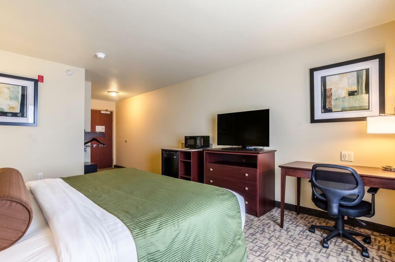 Cobblestone Hotel & Suites - Torrington Exteriér fotografie